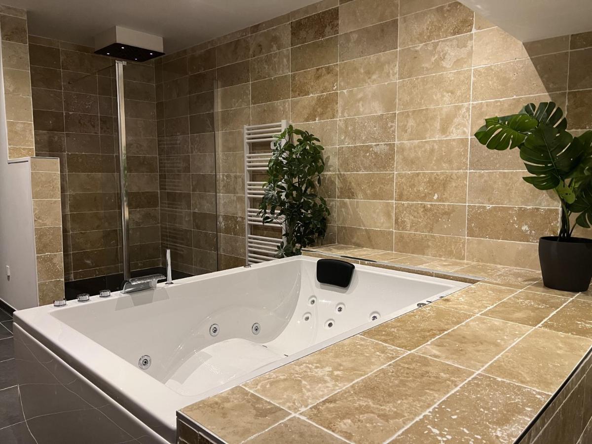 Apartamento Appart Spa Privatif Laon Exterior foto